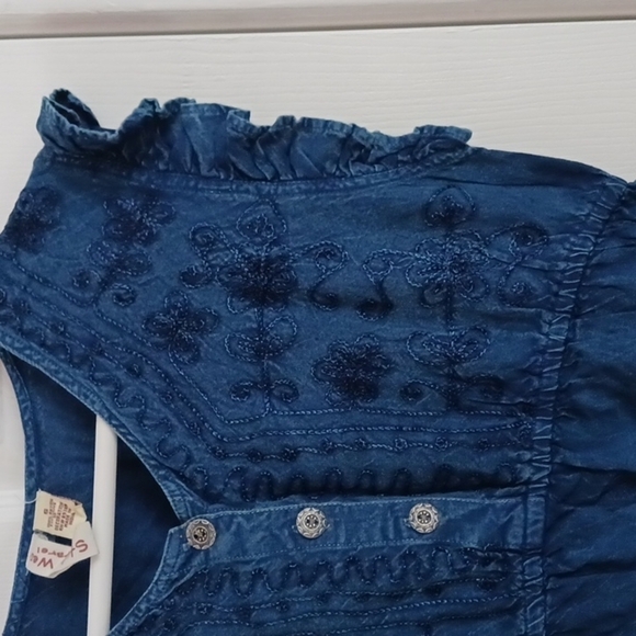Studio West Apparell Blouse - Picture 1 of 5